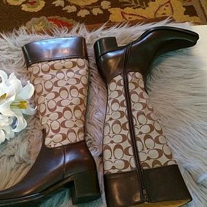 New signature coach boots
